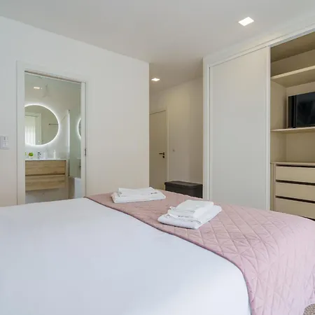 Diamond Villa, Luxury House With Private Pool Villa *